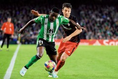 皇马2-1险胜惊魂，阿隆索红牌争议引热议